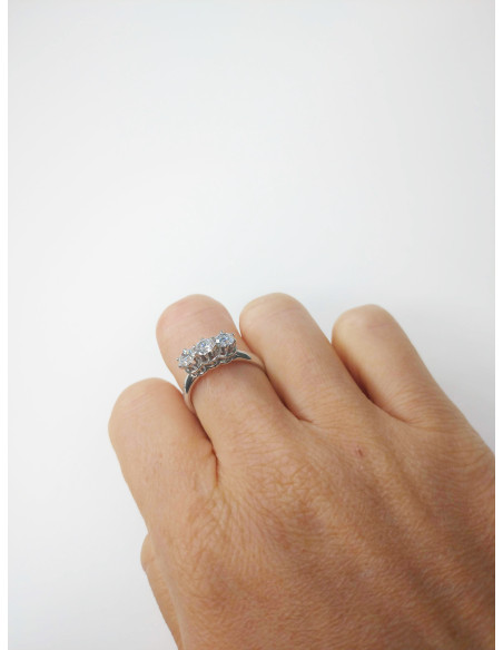 Damiani Minou Anello "TRILOGY" oro Bianco e Diamanti 0.90 ct - 20055924