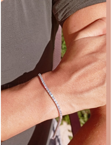 Classic best sale bracelet white
