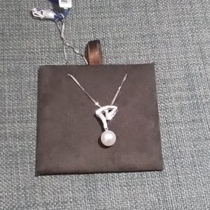 Collana Damiani Donna Le Perle in Oro bianco Perla MDP29015